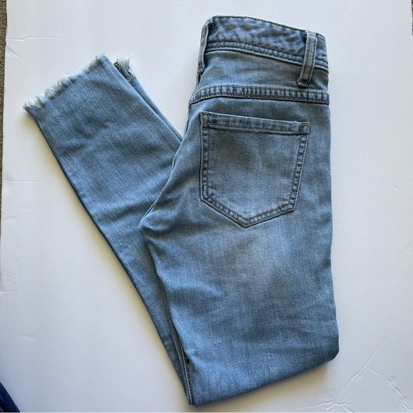 Free People Size 24 Jeans Low Waist Light Wash Frayed Hem - Picture 4 of 11